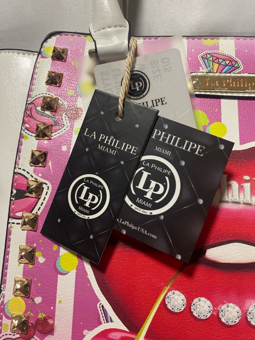 La Philipe Pink & White Lip Graphic Tote - Picture 4 of 8